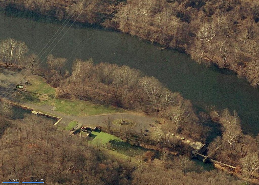 Hydro-electric plant at Lock 60